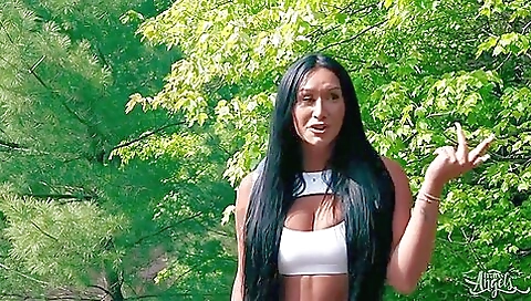 Brunette whore sucks a cock and gets cum in her mouth