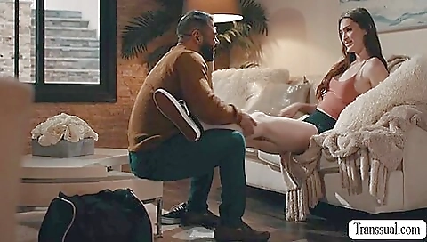 Brunette Shemale Tori Easton Interracial Bareback Anal Sex