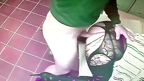 Amateur milf fucked by a big dick in her stockings